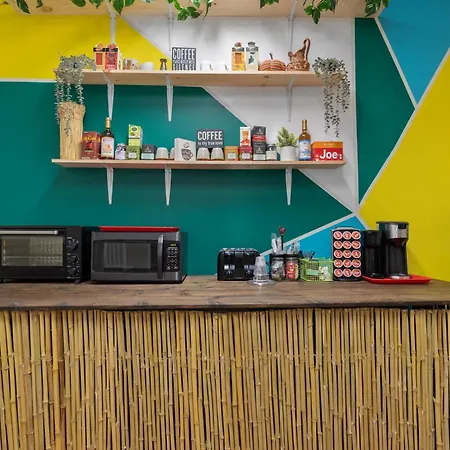 Banana Leaf Villa-Vintage Vibes- King Suite
